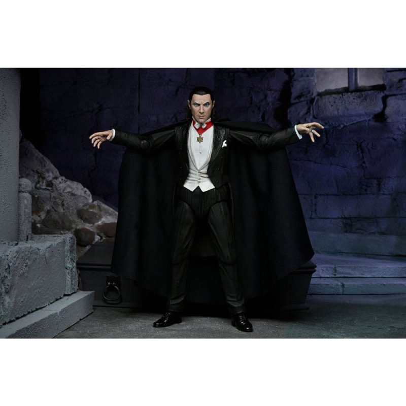 neca-universal-monsters-ultimate-dracula-transylvania-colour-action-figure