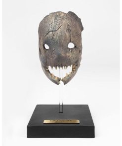 dead-by-daylight-prop-replica-1-2-the-trapper-mask-limited-edition