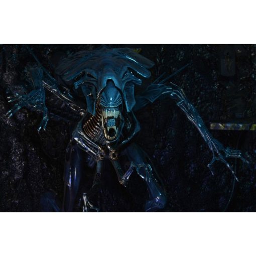 neca-aliens-ultra-deluxe-alien-queen-action-figure