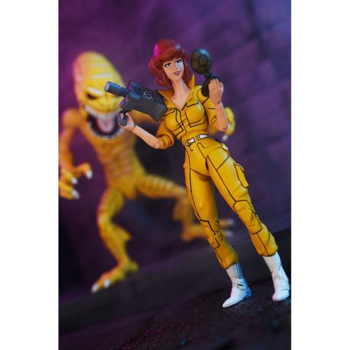 neca-teenage-mutant-ninja-turtles-mirage-comics-april-o-neil-action-figure