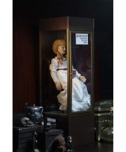 neca-the-conjuring-universe-annabelle-retro-clothed-action-figure