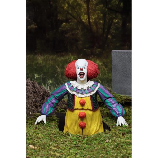 neca-it-ultimate-pennywise-1990-action-figure