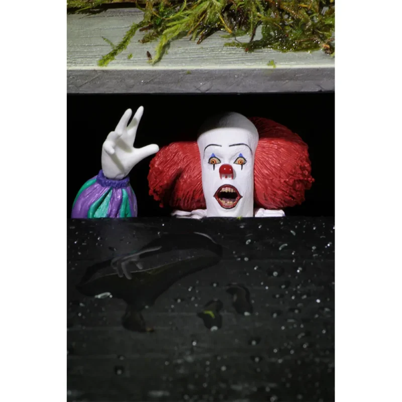 neca-it-ultimate-pennywise-1990-action-figure