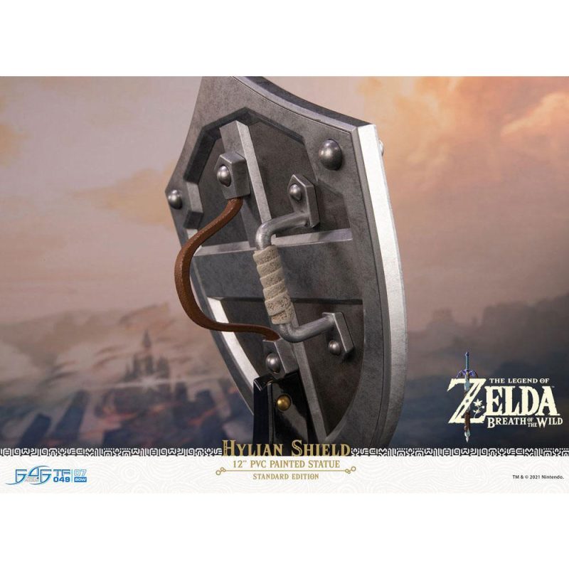 first-4-figures-the-legend-of-zelda-breath-of-the-wild-hylian-shield-pvc-statue