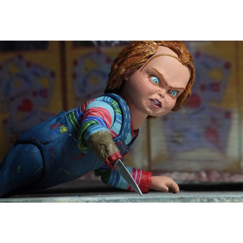 neca-childs-play-ultimate-chucky-action-figure