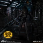 alien-mezco-toyz-one12-collective-action-figure