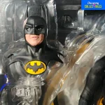 batman-1989-michael-keaton-batman-mezco-toyz-one12-collective-action-figure