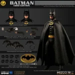 batman-1989-michael-keaton-batman-mezco-toyz-one12-collective-action-figure