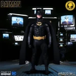 batman-1989-michael-keaton-batman-mezco-toyz-one12-collective-action-figure