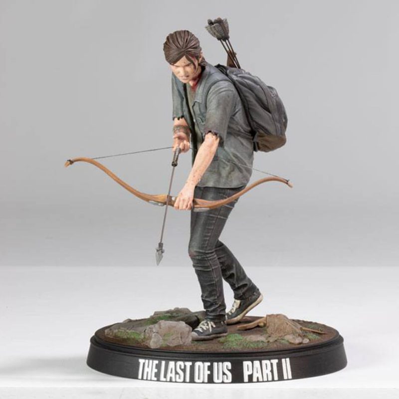 the-last-of-us-part-ii-ellie-dark-horse-collectibles-statue