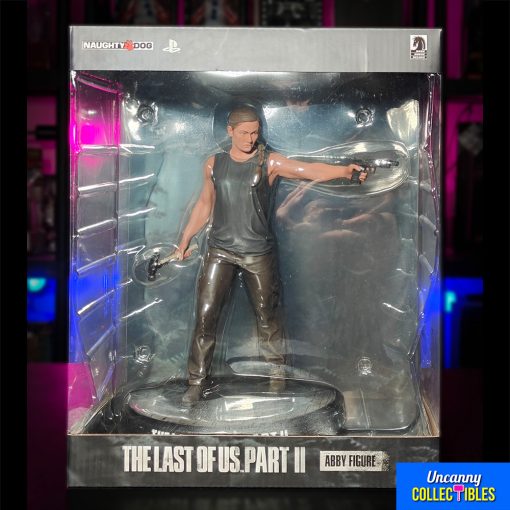 the-last-of-us-part-ii-abby-dark-horse-collectibles-statue