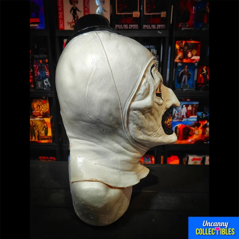 trick-or-treat-studios-terrifier-mask-art-the-clown-mask