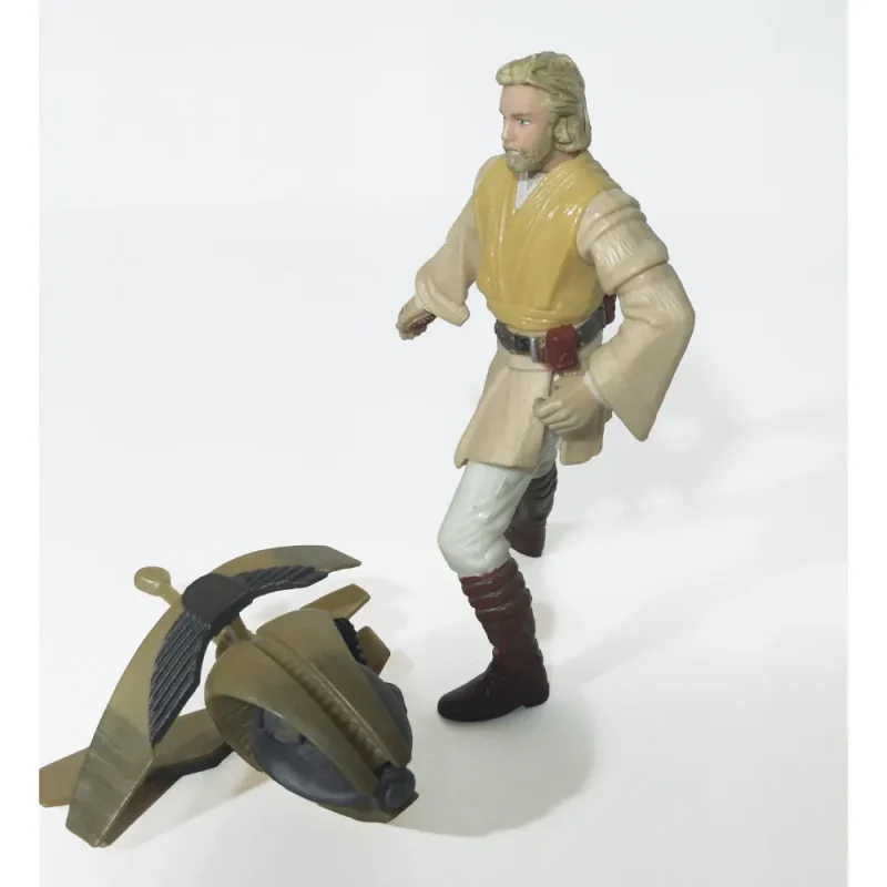 Star Wars Saga Attack Of The Clones Obi Wan Kenobi & Coruscant Chase 3.75 Inch Action Figure