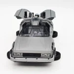 Welly Back To The Future Part II Delorean 1:24 Scale Diecast Car