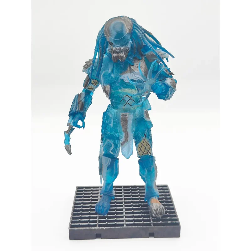 Alien vs Predator AVP Celtic Predator Active Camouflage 1:18 Scale Hiya Toys 4-Inch Action Figure PX Previews Exclusive