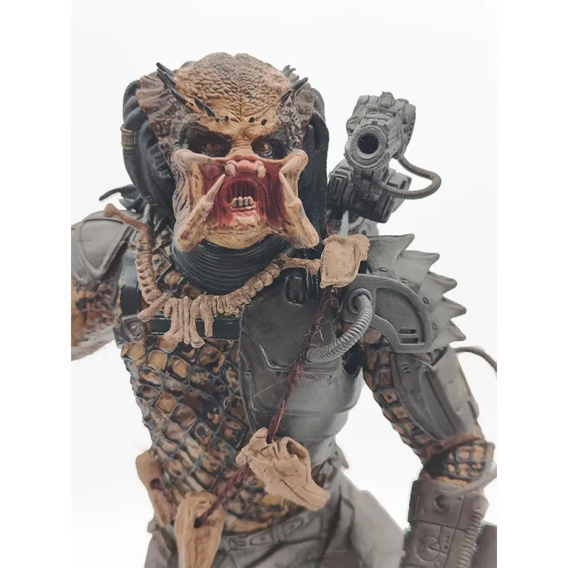 McFarlane Jungle Hunter Predator 12 Inch Action Figure