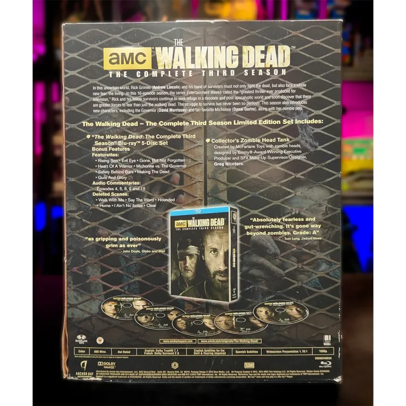 The Walking Dead Complete Season 3 Set With Zombie Head Fishtank Limited Edition Box Set AMC 2013